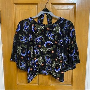 Eloquii butterfly sleeve cropped top